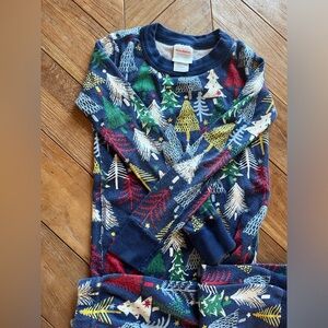 Size 5 Hanna Andersons Christmas pjs